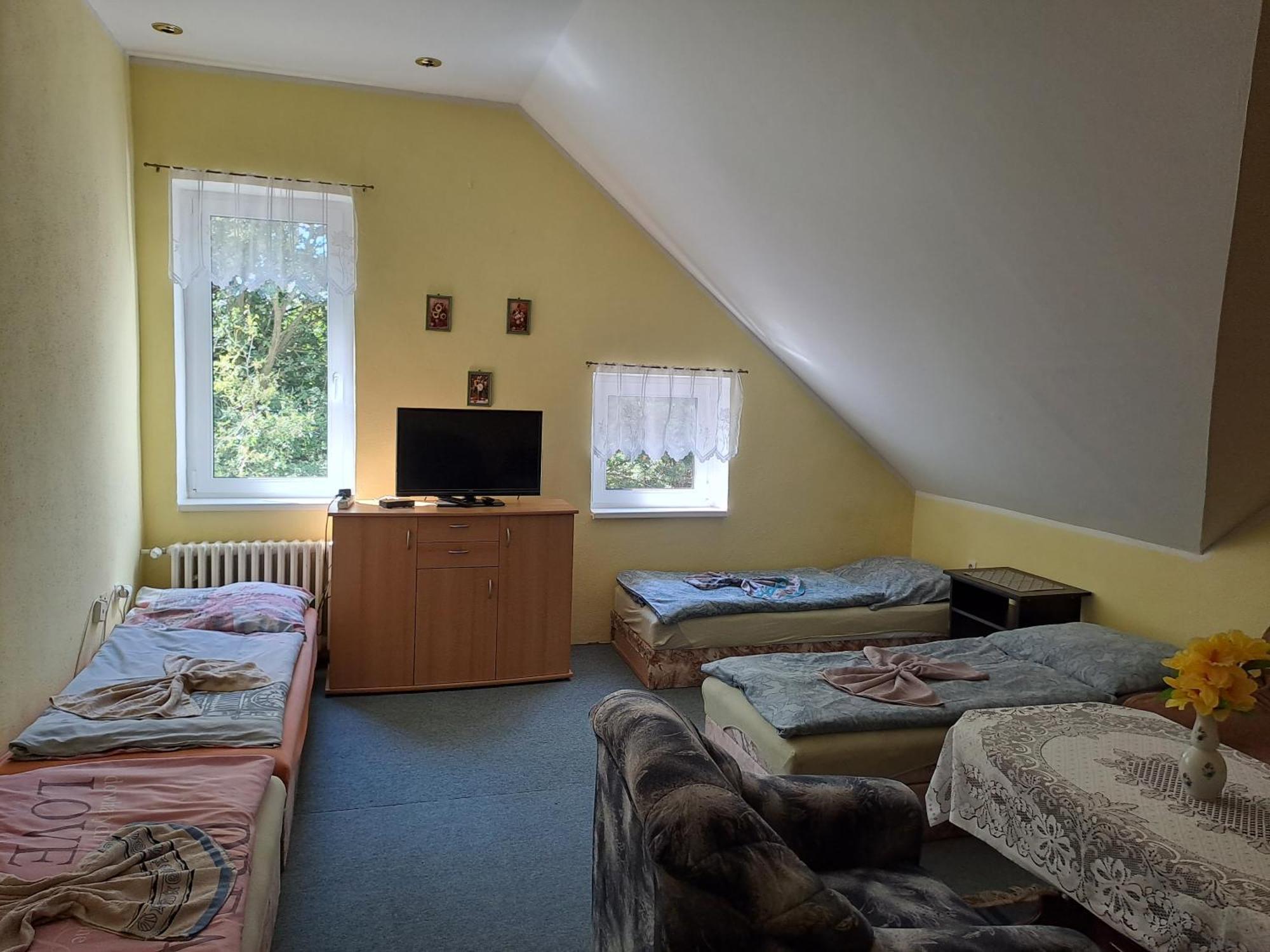 Hotel Kamenny Vrch Chomutov Room photo